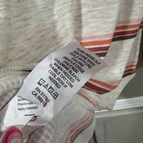 2/$10 NWT Maurice’s Heartland Henley Striped Tee - Picture 7 of 7